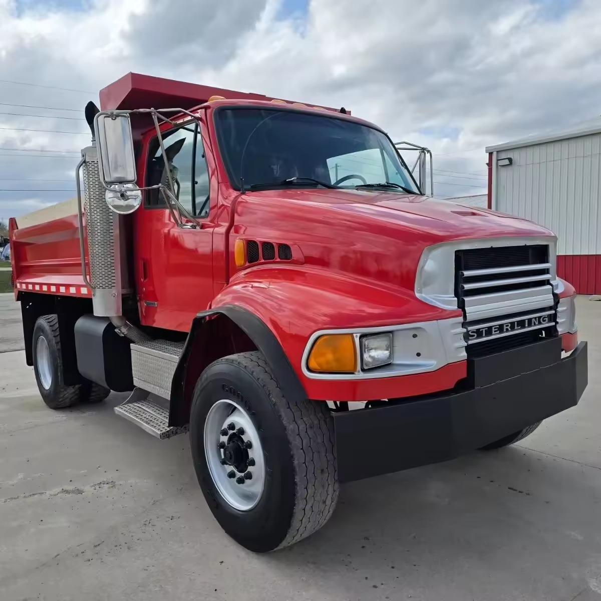 Single Axle Dump Truck 3 - 5 tons